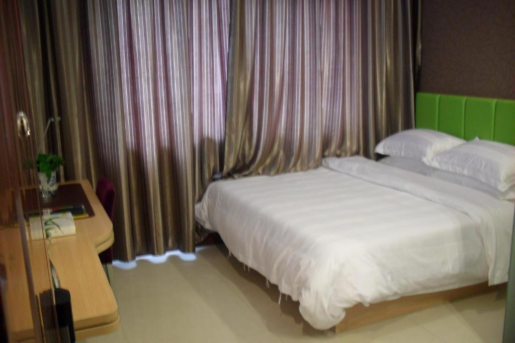 Yangshuo Harbour View Hotel Номер фото