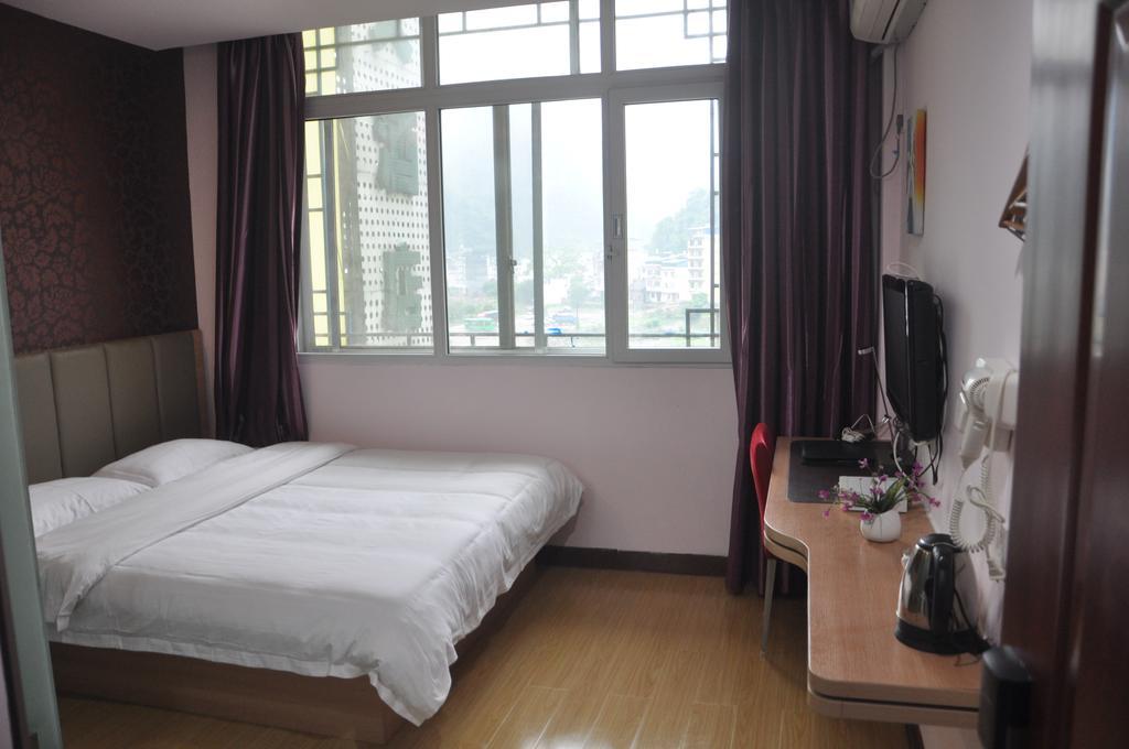 Yangshuo Harbour View Hotel Екстер'єр фото
