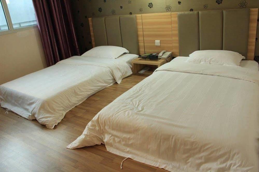 Yangshuo Harbour View Hotel Екстер'єр фото
