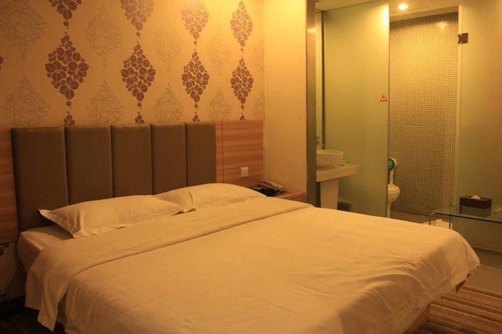Yangshuo Harbour View Hotel Екстер'єр фото