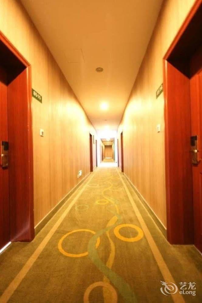 Yangshuo Harbour View Hotel Екстер'єр фото
